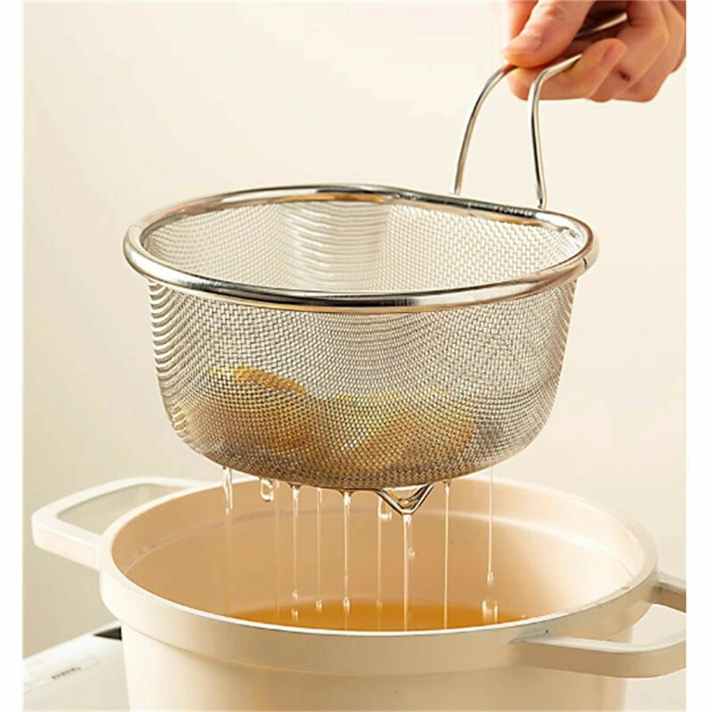 乐天商城 - 【送料無料】漏勺 食品グレードのステンレス鋼 大容量 キッチン用品 麺を茹でる 水切りと油切り 火鍋 2つのサイズ選べる
