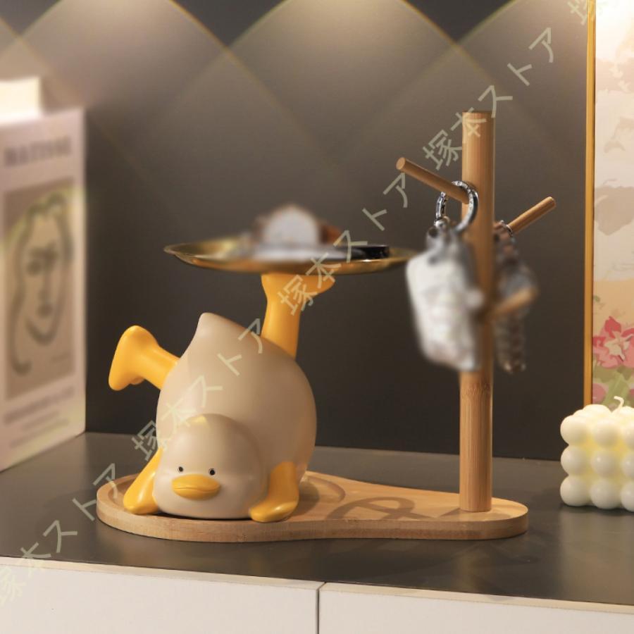 パンダの置物 玄関小物 インテリア飾り 犬 皿を捧げるネコ 猫 アヒル キー収納 鍵置き 樹脂製品トレイ 鍵スタンド 小物収納 玄関収納 卓上置物 収納トレイ