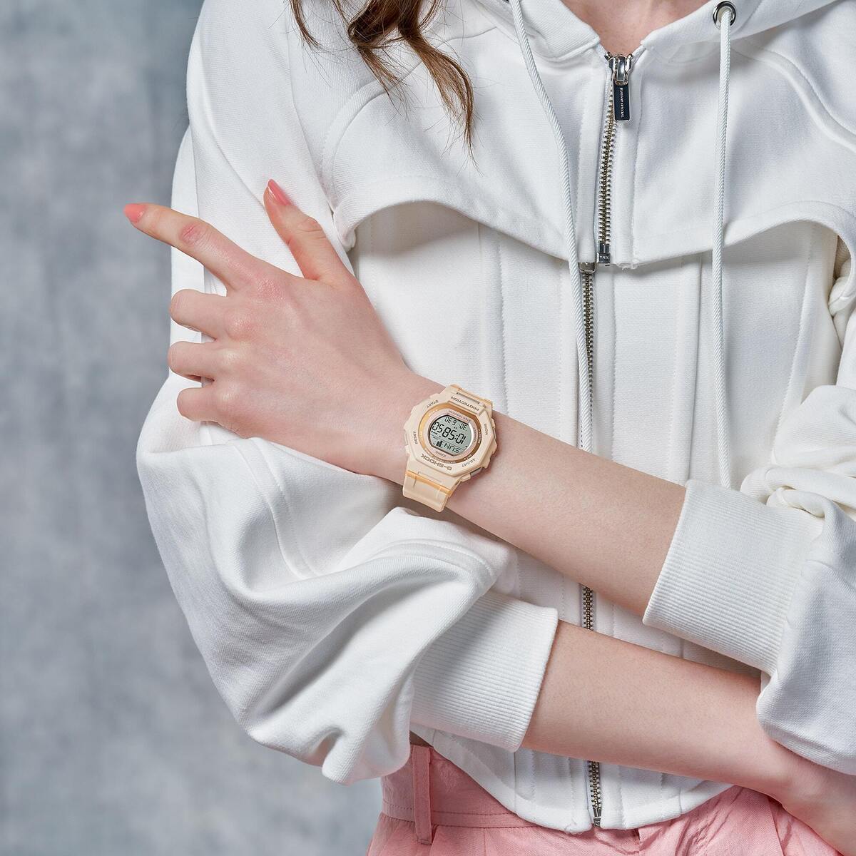 G-SHOCK ステップトラッカー(歩数計測機能)付シリーズ GMD-B300-4JF CASIO カシオ