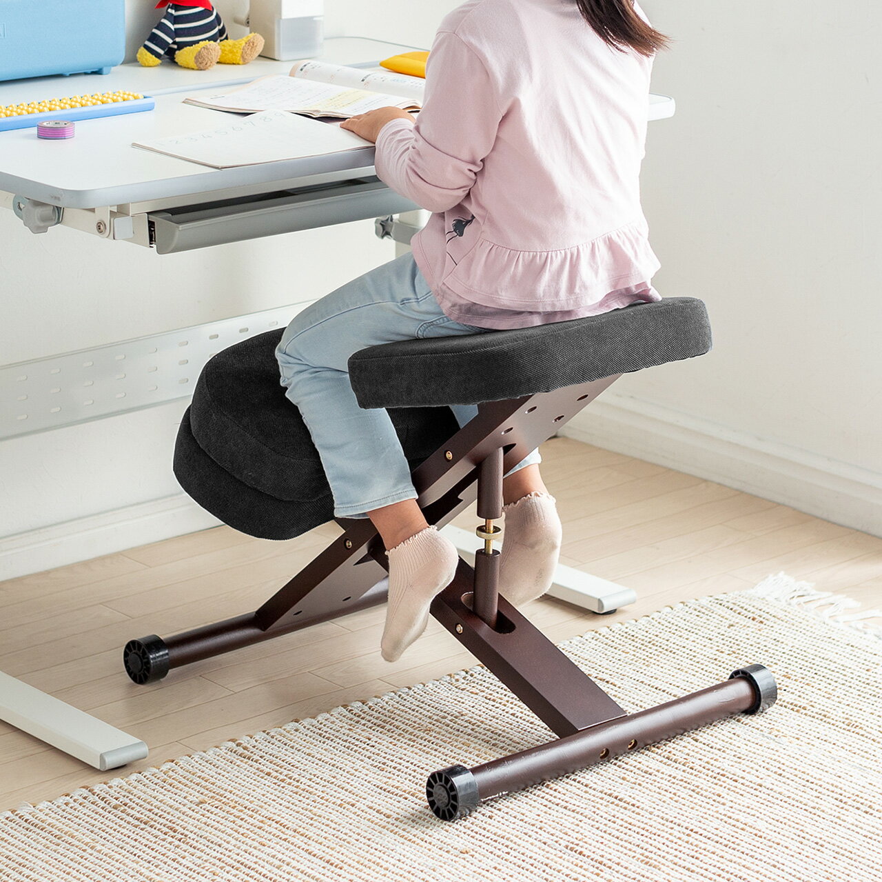 バランスチェア 木製 補助クッション付き 高さ調節 角度調整