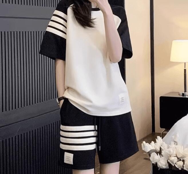 Tシャツ 春夏 リ ライン入 レディース 2点セット 高校生 韓国 ハーフパンツ 中学生 セットアップ ツーピース ファッション 半袖