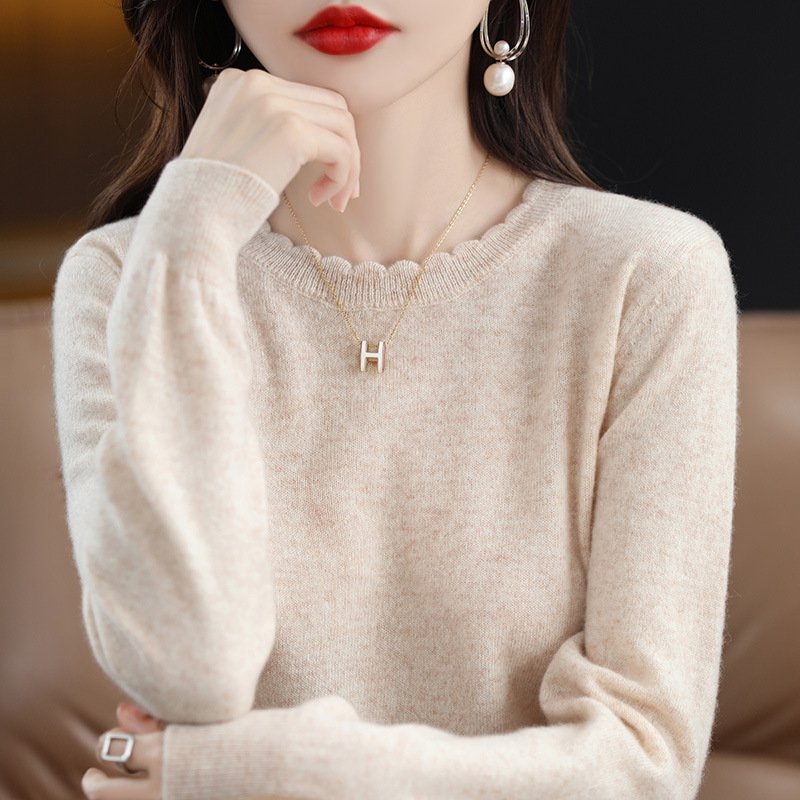 レディース トップス 長袖 クルーネック フェミニン もこもこ ふわふわ ニット かわいい 大人可愛い きれいめ シンプル カジュアル おしゃれ 無地 秋 デート お出かけ 休日 S M L XL ホワイト イエロー ベージュ(4)