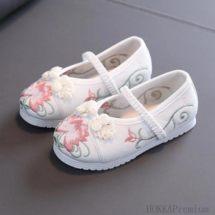 草 赤 キッズ 歩きやすい 痛くない草履 女の子 子供靴 花 刺繍 和柄の靴 七五三 お正月 和装 着物 履物 楽ちん靴 【送料無料】柔