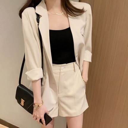 2点セット レディース 2色 スーツ 上下セット かわい 長袖 ショートパンツ お洒落 オシャレ ジャケット ハーフパンツ ショート丈