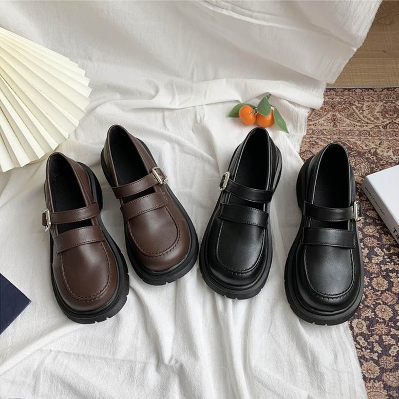 シューズ 靴 履きやすい 疲れにくい ベルト付き ローファー ブラック 歩きやすい フェイクレザー 厚底 レディース 黒 ストラップ