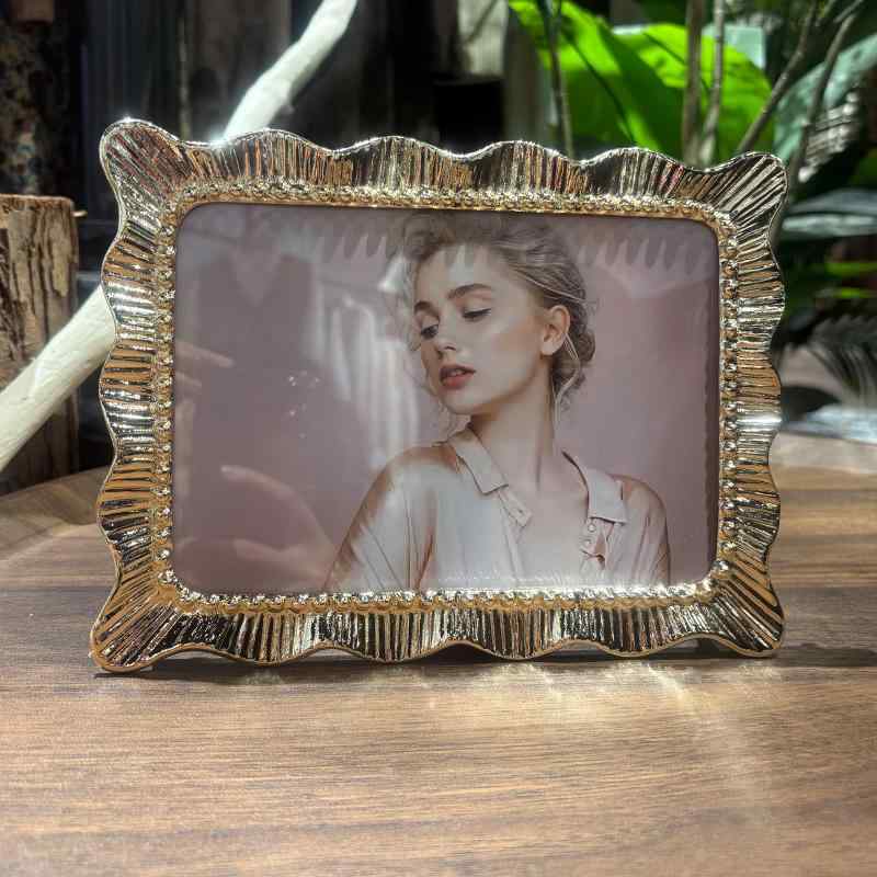 楽天市場】フリル（フォトフレーム｜インテリア小物・置物