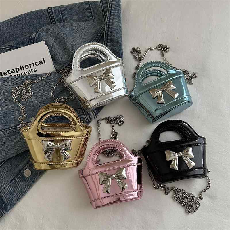 ブラック リボン トートバッグ シルバー ピンク ポシェット メタリック ゴールド キッズ ショルダーバ..