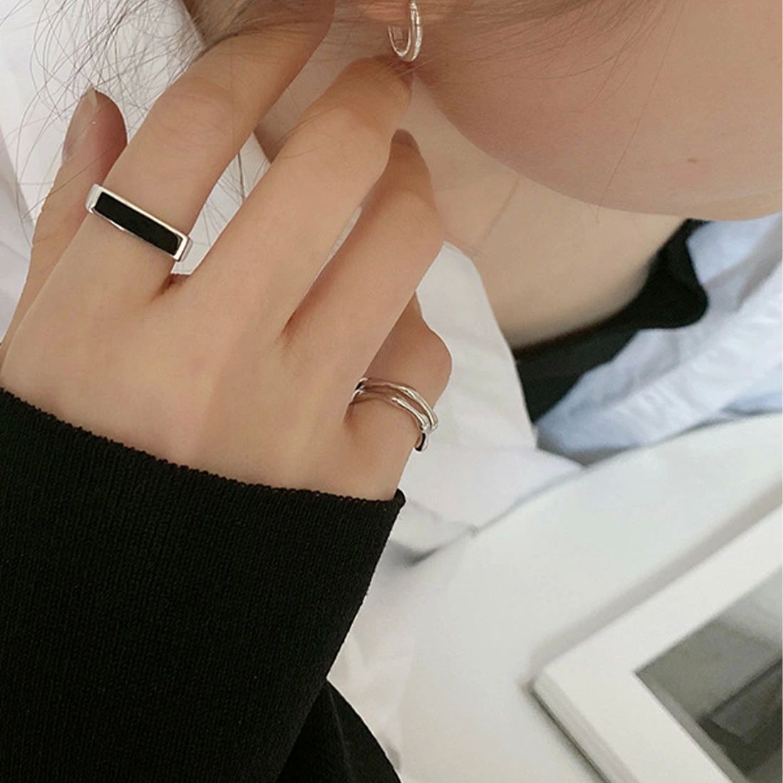 デイリーに指元のおしゃれを楽しめるリング 指輪 アクセサリー デイリー 大人 カジュアル おしゃれ 上品 ギフ スクエア 調整可能