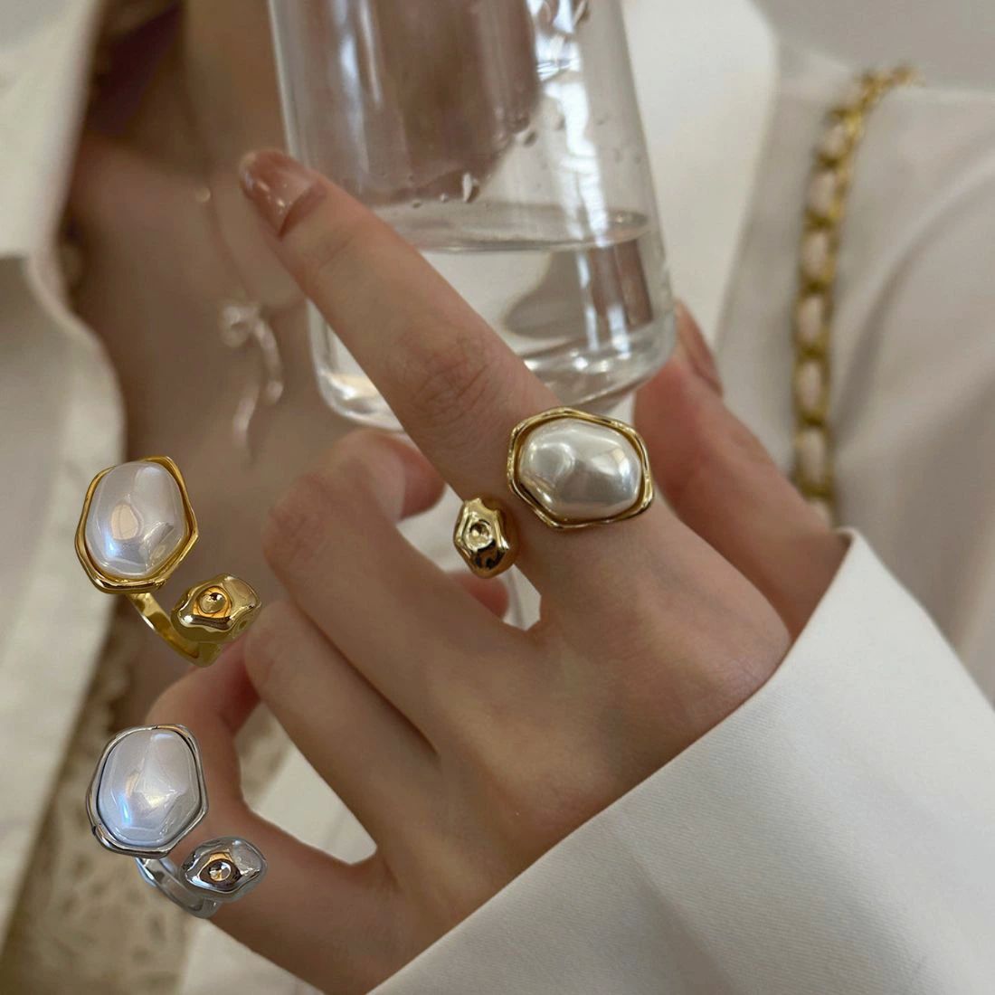 おしゃれ アクセサリー ギフ プレゼント アクセント アシメトリー 洗練されたアクセントにアシメトリーパールリング 指輪 非対称