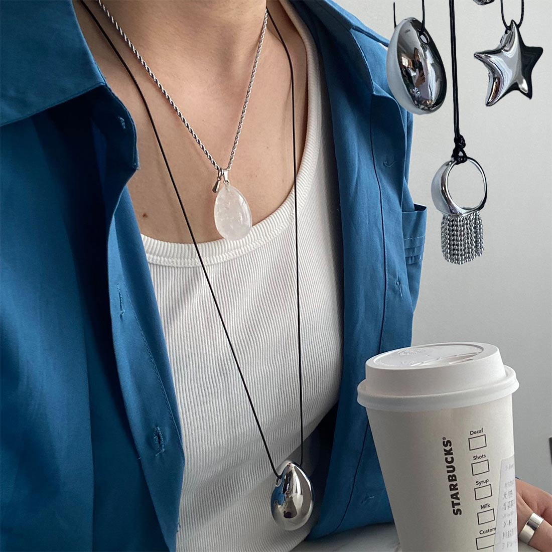 レザー調コード 首元 デコルテ メタ メタルトップ アクセサリー アクセント メタル 甘すぎず程よい存在感のチョーカー おしゃれ