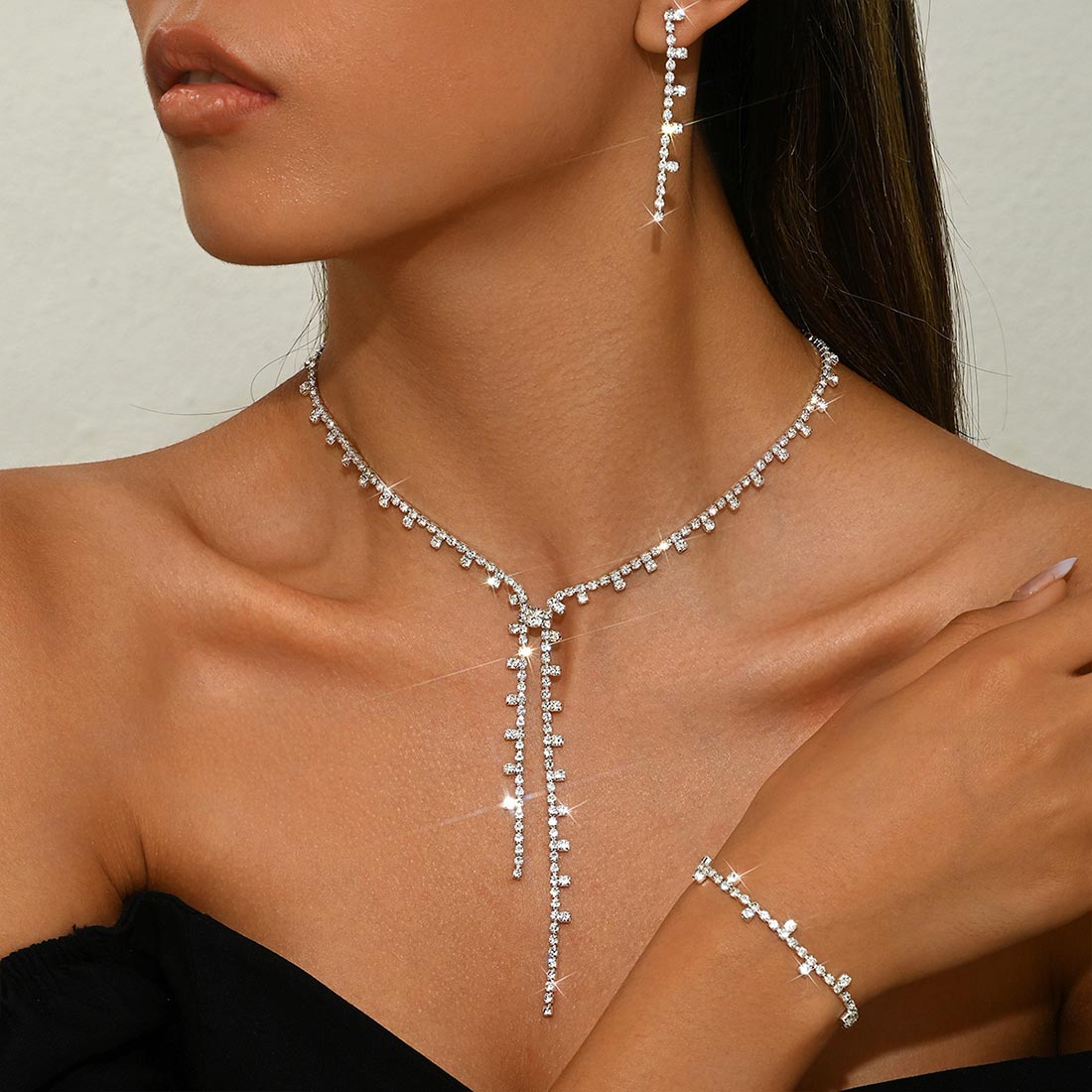 華やか ピアス 両耳 輝き セレモニー アクセサリー ネックレス ブレスレット 上品なアクセサリー3点セット シャイニーストーン