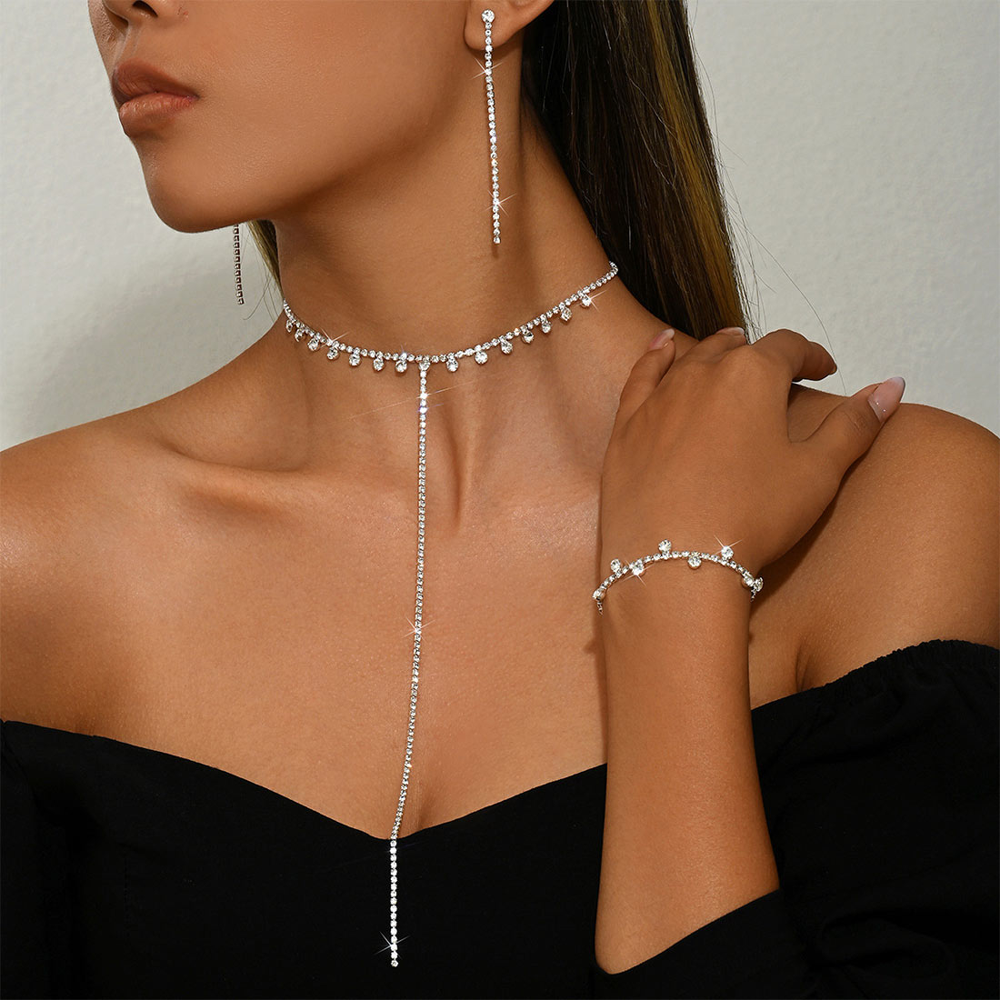 輝き きらめき アクセサリー ピアス ストーン 洗練 ファッショ ふんわり輝くネックレスとブレスレットとピアスセット 上品 両耳