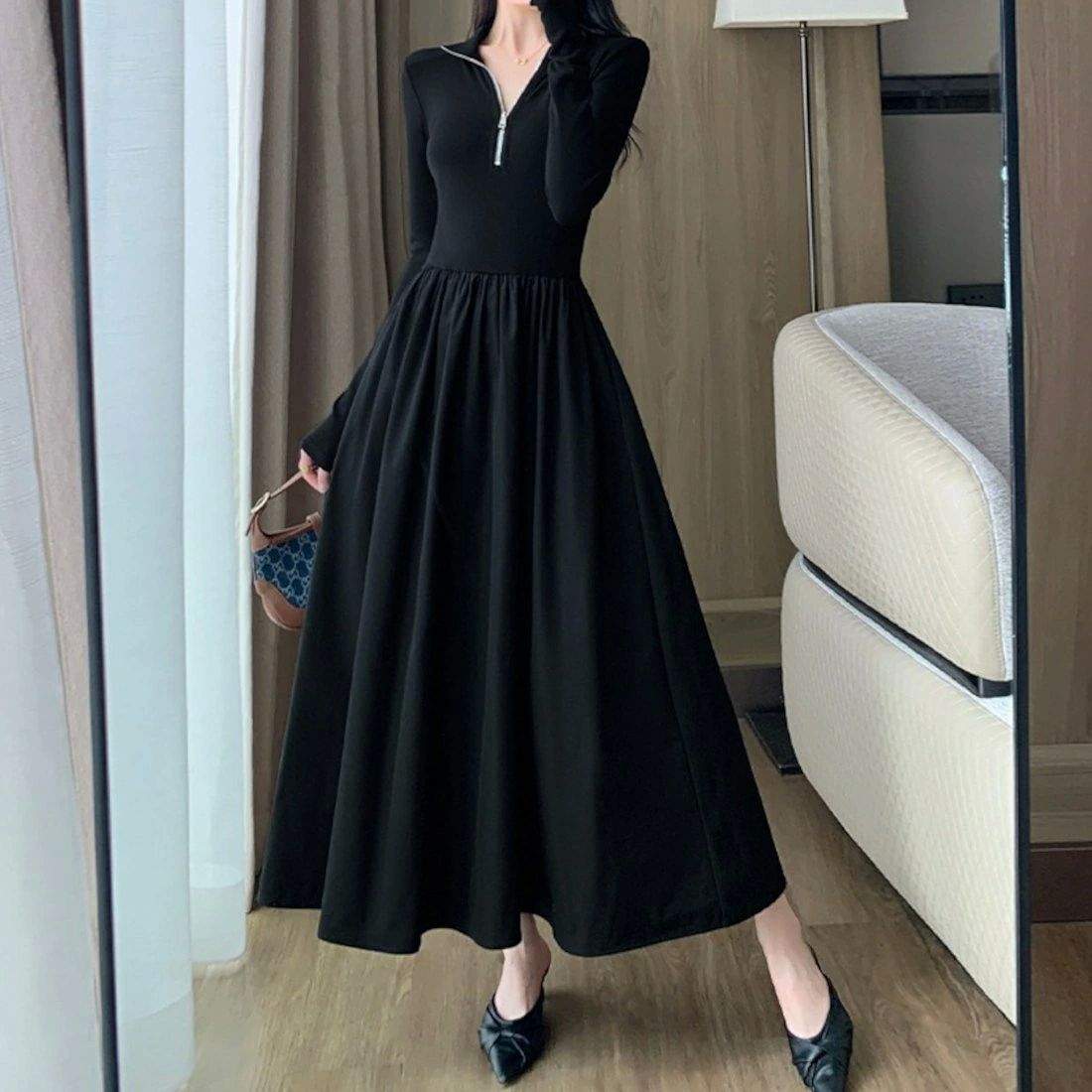 クルーネック 美スタイ 上品 フレアスカート ハイウエスト リラックス ハーフジップで首元アレンジ可能な長袖ワンピース Vネック
