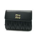 ミュウミュウ 財布（レディース） ミュウミュウ (MIUMIU) 二つ折り財布 コンパクト財布 MATELASSE マトラッセ 5ML002 2FPP F0002 NERO 黒 ブラック【新品】