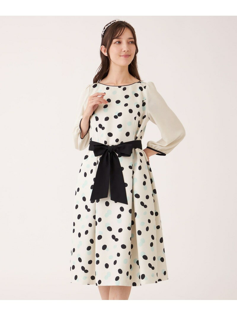 ランダムドット ワンピース TO BE CHIC トゥー ビー シック ワンピース・ドレス ドレス ブラック ベージュ【送料無料】[Rakuten Fashion]