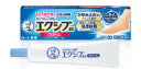 ●製品の特徴 水虫は一度なってしまったら治せないと思っていませんか？ もしそうなら，それは，効果的な治療ができていなかったか，水虫菌が完全に死滅する前に治療をやめてしまい，再発してしまったなどの理由が考えられます。 効果的な治療をしっかり続ければ，水虫はきちんと治すことができます。 メンソレータムエクシブEXクリームで正しく効果的に治療して，清潔な素足を目指しましょう。 エクシブの5つのはたらき 1．深部まで浸透水虫菌を破壊 優れた殺菌力を持つテルビナフィン塩酸塩が角質層の奥の水虫菌も破壊 2．かゆみ止め成分トリプル配合 3つのかゆみ止め成分がしつこいかゆみに効きます（「クロルフェニラミンマレイン酸塩」「クロタミトン」「リドカイン」） 3．皮めくれ・水ぶくれもキレイに！ 水虫による炎症にはたらく抗炎症成分（グリチルレチン酸）配合 4．足のニオイの元となる菌まで殺菌 イソプロピルメチルフェノール 5．24時間効果が持続 （1日1回で効く） 清潔感あふれるさわやかなせっけんの香り ●使用上の注意 ■してはいけないこと （守らないと現在の症状が悪化したり，副作用が起こりやすくなる） 1．次の人は使用しないでください。 本剤又は本剤の成分によりアレルギー症状を起こしたことがある人 2．次の部位には使用しないでください。 （1）目や目の周囲，粘膜（例えば，口腔，鼻腔，膣等），陰のう，外陰部等 （2）湿疹 （3）湿潤，ただれ，亀裂や外傷のひどい患部 ■相談すること 1．次の人は使用前に医師，薬剤師又は登録販売者にご相談ください。 （1）医師の治療を受けている人 （2）妊婦又は妊娠していると思われる人 （3）乳幼児 （4）薬などによりアレルギー症状を起こしたことがある人 （5）患部が顔面，又は広範囲の人 （6）患部が化膿している人 （7）「湿疹」か「水虫，いんきんたむし，ぜにたむし」かがはっきりしない人（陰のうにかゆみ・ただれ等の症状がある場合は，湿疹等他の原因による場合が多い） 2．使用後，次の症状があらわれた場合は副作用の可能性があるので，直ちに使用を中止し，この説明書を持って医師，薬剤師又は登録販売者にご相談ください。 ［関係部位：症状］ 皮フ：かぶれ，刺激感，熱感，鱗屑・落屑（フケ，アカのような皮フのはがれ），ただれ，乾燥・つっぱり感，皮フの亀裂，痛み，色素沈着，発疹・発赤＊，かゆみ＊，はれ＊，じんましん＊ ＊：全身に発現することもあります。 3．2週間位使用しても症状がよくならない場合や，本剤の使用により症状が悪化した場合は使用を中止し，この説明書を持って医師，薬剤師又は登録販売者にご相談ください。 ●効能・効果 水虫，いんきんたむし，ぜにたむし ●用法・用量 1日1回，適量を患部に塗布してください。 ●用法関連注意 （1）定められた用法を厳守してください。 （2）患部やその周囲が汚れたまま使用しないでください。 （3）目に入らないようご注意ください。万一，目に入った場合には，すぐに水又はぬるま湯で洗い，直ちに眼科医の診療を受けてください。 （4）小児に使用させる場合には，保護者の指導監督のもとに使用させてください。 （5）外用にのみ使用してください。 （6）本剤のついた手で目や粘膜に触れないでください。 ●成分分量 100g中 成分分量 テルビナフィン塩酸塩1g イソプロピルメチルフェノール1g クロルフェニラミンマレイン酸塩0.5g クロタミトン1g リドカイン2g グリチルレチン酸0.5g ●添加物 ワセリン，流動パラフィン，パルミチン酸イソプロピル，ポリオキシエチレン硬化ヒマシ油，セタノール，カルボキシビニルポリマー，水添大豆リン脂質，ステアリン酸ソルビタン，ヒドロキシエチルセルロース，pH調節剤，エデト酸ナトリウム，ジブチルヒドロキシトルエン(BHT)，ヒアルロン酸ナトリウム，エタノール，香料 ●保管及び取扱い上の注意 （1）直射日光の当たらない涼しい所に密栓して保管してください。 （2）小児の手の届かない所に保管してください。 （3）他の容器に入れ替えないでください。（誤用の原因になったり品質が変わる） （4）使用期限（外箱に記載）を過ぎた製品は使用しないでください。 なお，使用期限内であっても，一度開封した後はなるべく早くご使用ください。 ●消費者相談窓口 問い合わせ先：お客さま安心サポートデスク 電話：東京：03-5442-6020大阪：06-6758-1230 受付時間：9：00〜18：00（土，日，祝日を除く） ●製造販売会社 ロート製薬（株） 会社名：ロート製薬株式会社 住所：大阪市生野区巽西1-8-1 ●リスク区分等 第「2」類医薬品広告文責：有限会社シンエイ 電話：077-544-5855