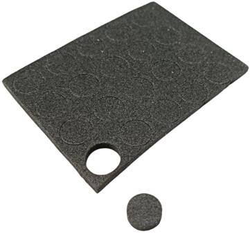 シール付　ゴム足　円の直径mm順 型番　円の直径mm　高さmm 2zi-300　5.8mm　2mm 2zi-000 6mm 4mm 2zi-000a 6mm 4mm お徳用 2zi-044 7mm 3mm 2zi-045 7mm 3mm 2zi-001 8mm 3mm 2zi-030 8mm 3mm 2zi-065 8mm 3mm 2zi-065a 8mm 3mm お徳用 2zi-002 8mm 3.5mm 2zi-046 8mm 4mm 2zi-046a 8mm 4mm 2zi-003 8mm 5mm 2zi-003a 8mm 5mm お徳用 2zi-004 9.5mm 約4mm 2zi-004a 9.5mm 約4mm お徳用 2zi-005 10mm 約2.5mm 2zi-006 10mm 約4mm 2zi-066 10mm 約4mm 2zi-066a 10mm 約4mm お徳用 2zi-050 10mm 約5mm 2zi-007 10mm 約5.2mm 2zi-031 10mm 8mm 2zi-031a 10mm 8mm お徳用 2zi-051 11mm 6.2mm 2zi-047 12mm 3mm 2zi-047a 12mm 3mm お徳用 2zi-032 12mm 4mm 2zi-067 12mm 4mm 2zi-033 12mm 5mm 2zi-033a 12mm 5mm お徳用 2zi-052 13mm 6mm 2zi-034 13.5mm 5mm 2zi-068 14mm 5mm 2zi-020 15mm 5mm 2zi-020a 15mm 5mm お徳用 2zi-063 15mm 約7mm 2zi-035 16mm 2mm 2zi-035a 16mm 2mm お徳用 2zi-053 17mm 8mm 2zi-053a 17mm 8mm お徳用 2zi-037 17.5mm 5mm 2zi-038 17.5mm 7mm 2zi-039 18.5mm 約12mm 2zi-039a 18.5mm 約12mm お徳用 2zi-040 約19mm 4mm 2zi-041 19mm 6mm 2zi-041a 19mm 6mm お徳用 2zi-042 20mm 4mm 2zi-021 32mm 5mm 2zi-021a 32mm 5mm お徳用 2zi-043 33mm 4mm 2zi-060 12mm × 12mm 3mm 四角 2zi-061 12mm × 12mm 6mm 四角 2zi-062 20mm × 20mm 8mm 四角シール付ゴム足　円の直径φ12mm　高さ4mm　シール接着　ゴム足・ケース用ゴム足　12個入　＜2zi-067＞