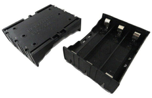 18650　3本　電池ボックス　長さ65mmまで　ピン接続　約59.9×約77.7×厚約21.2mm　2個入　＜bat-065＞