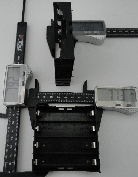 18650 4本 電池ボックス・電池ケース 長...の紹介画像2