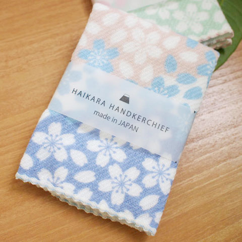 (定形外郵便対応)ハイカラハンカチーフ さくら ブルー モダン お洒落 伝統 和風 可愛い 綿 コットン 日本製 〔お取り寄せ商品〕 (定形外郵便対応)ハイカラハンカチーフ さくら ブルー モダン お洒落 伝統 和風 可愛い 綿 コットン 日本製 〔お取り寄せ商品〕