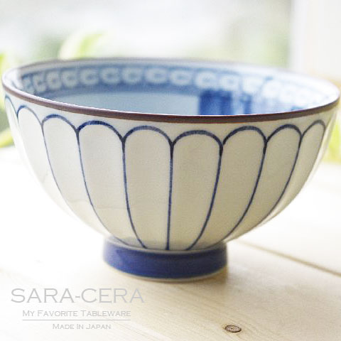 《在庫品》有田焼き 波佐見焼 白磁削り染付け山水 ご飯茶碗 お茶碗 青 大 飯碗 ごはん ライスボウル 和食器 人気 食器 器 陶器 日本製《欠品時約1ヶ月程度》