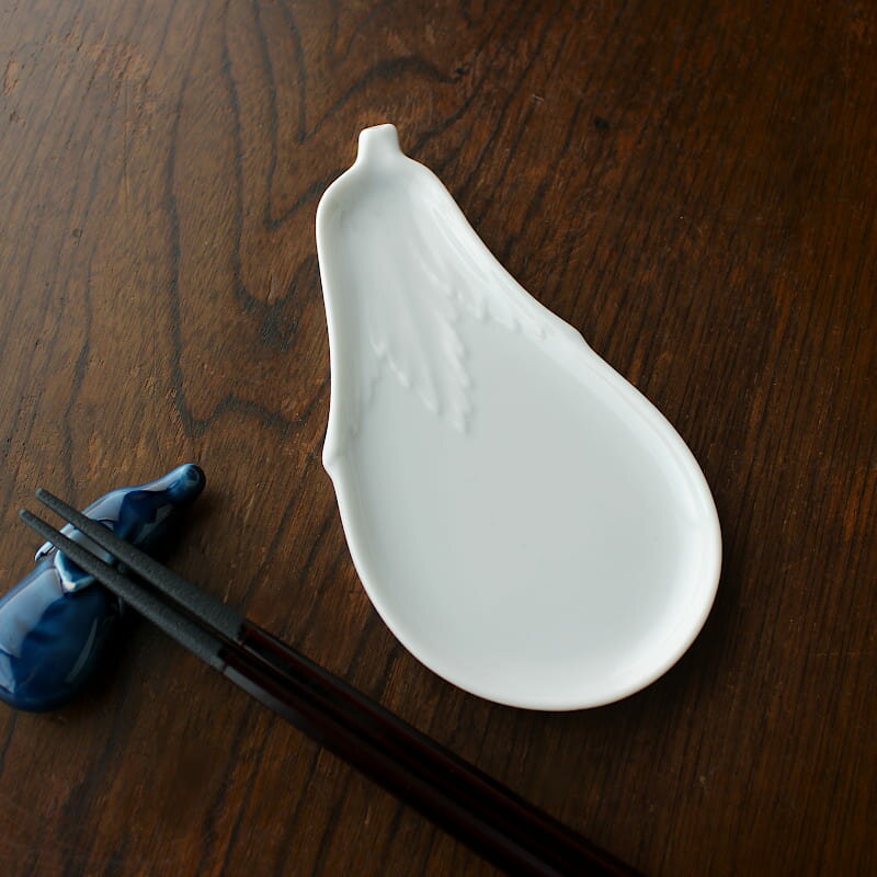 【アウトレット】白 ナス型 小皿 [ 13.2cm×7.2c