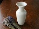 【アウトレット】筒型ラッパ口花瓶・白 22.2cm ※発色違いあり / 白い花瓶 白無地 花器 ホワイト フラワーベース 生け花 仏壇 お墓 お盆 仏器 ナチュラル インテリア雑貨 和テイストにも(3)