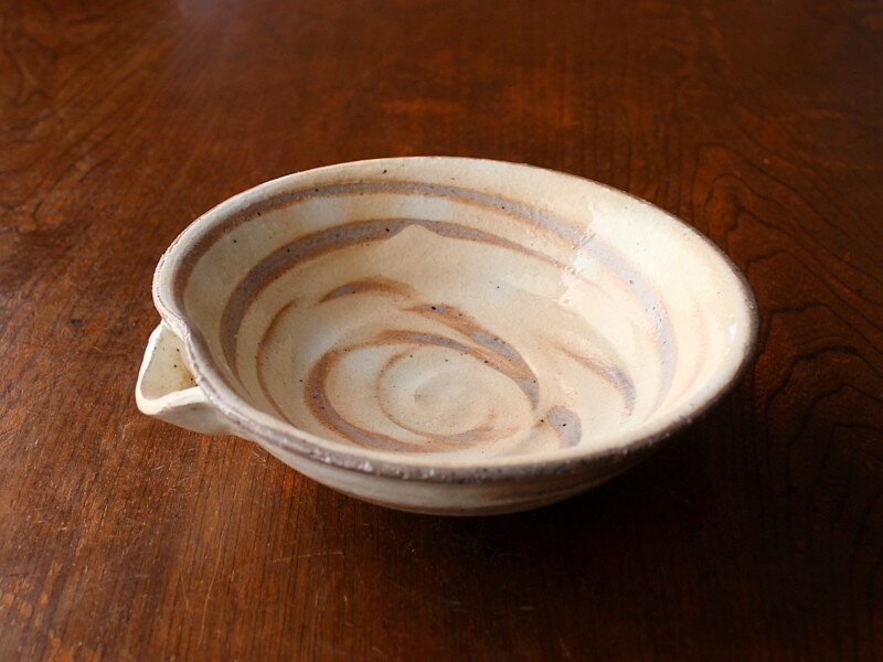 【アウトレット】《手造り》粉引荒刷毛目 片口 刺身鉢 [Φ15.5cm] / 手づくりの器 和食器 緋色 土物 和..