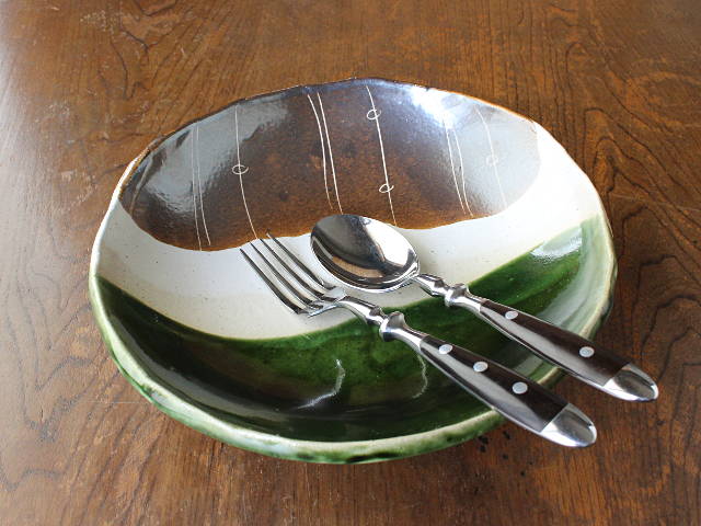 【アウトレット】織部かきおとし サラダボウル / 美濃焼 手づくりの器 高級和食器 サラダ おしゃれ 盛鉢 カレー パスタ シチュー 丼料理のカフェ風盛付にも