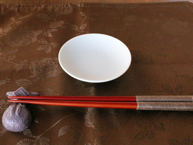 【アウトレット】白皿（かわらけ）9.5cm ※鉄粉あり