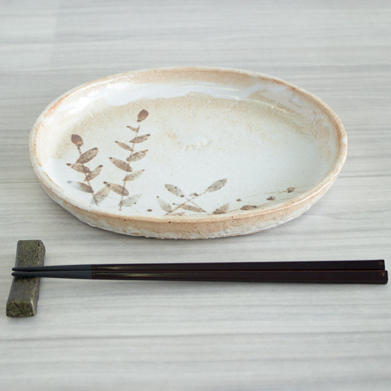 乐天商城 - 【アウトレット】赤志野 7寸 楕円皿【約W21.8×D19.4×H2.5cm】 / 和食器 志野 楕円 アウトレット食器