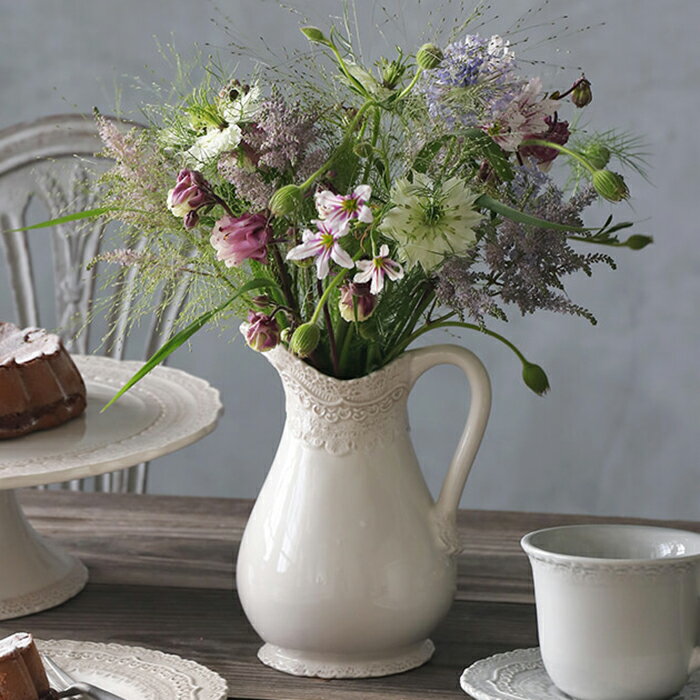 ピッチャー スモール クリーム ELIOS FINEZZA // エリオス フィネッツァ H18cm 水差し レース フラワーベース 花柄 花瓶 花器 大きい 一輪挿し 花びん 陶器 玄関 リビング 大きめ 白 ホワイト アイボリー おしゃれ かわいい サラグレース