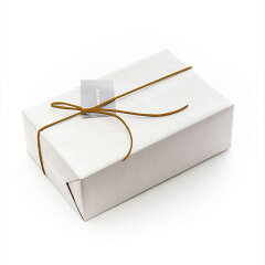 https://thumbnail.image.rakuten.co.jp/@0_mall/sarasa-designstore/cabinet/c01/gift-wrapping.jpg