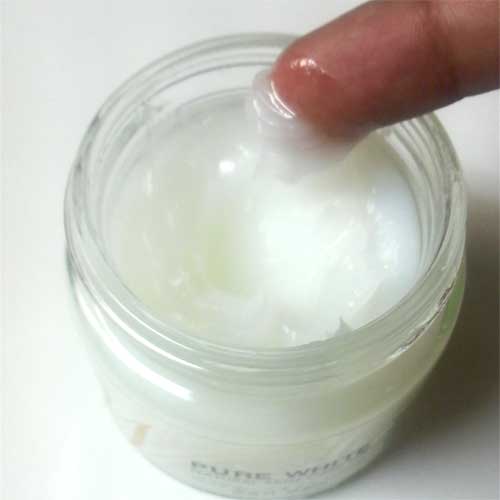 【北海道】[純馬油 ピュアホワイト]（保湿クリーム）100g【無香料・無着色】