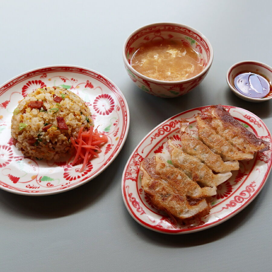 バッチャン焼き 丸皿クラシック 食器 皿 おしゃれ かわいい 手作り ベトナム 雑貨 ベトナム食器 ベトナム料理 輸入 陶器 焼き物 手描き ハンドメイド 花柄 お皿 プレート 2