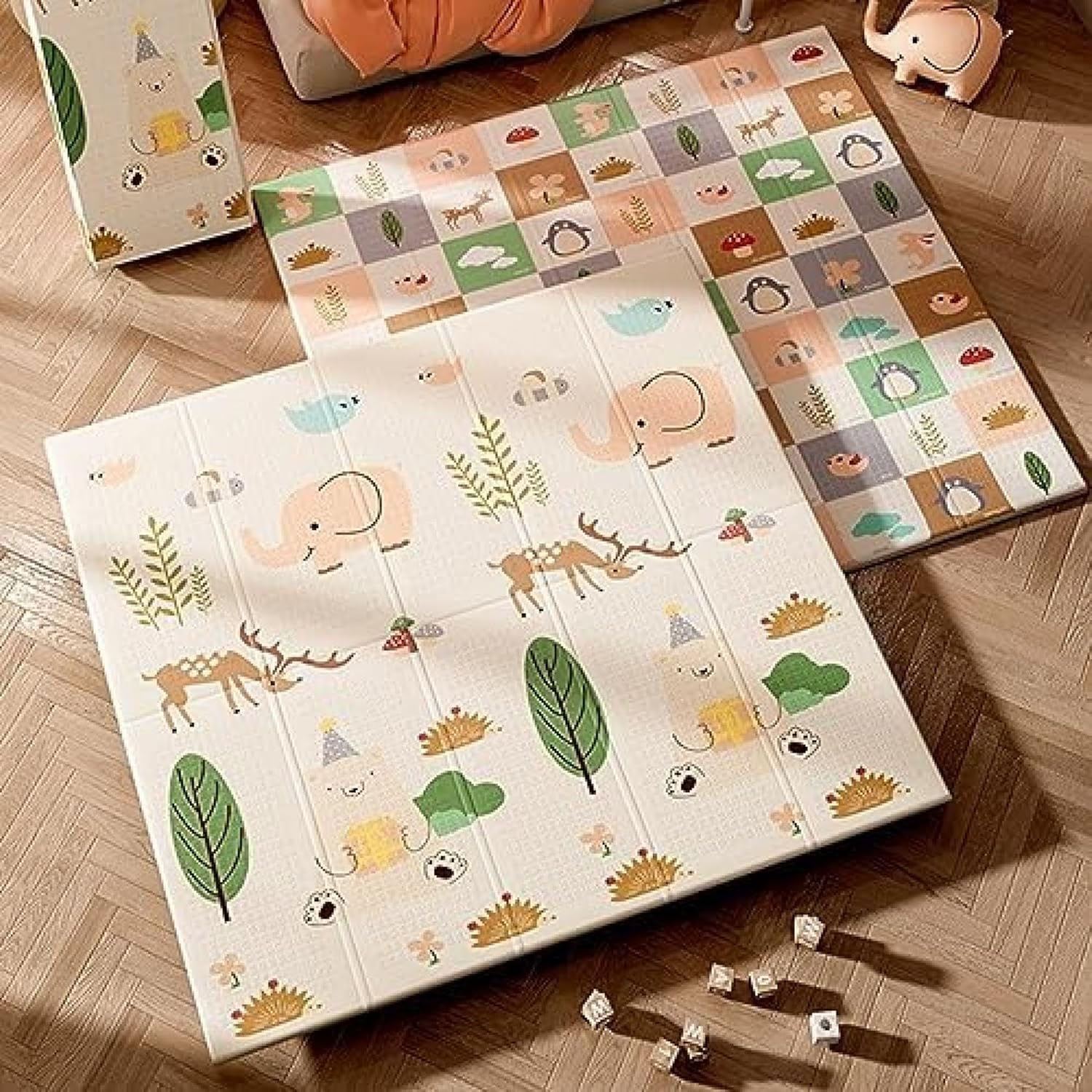 　　　 -------商品詳細------- 子供にやさしい安全素材：XPE高密度素材を使用したベビーマットは無毒無臭で、子供の健康を守ります。柄色も褪色しませんので安心してご使用いただけます。 防水・防湿・騒音緩和：表面は水で濡れた布ですぐに拭き取れるので清潔を保ちます。また、走ったりジャンプしたりしても周囲への騒音を軽減します。 両面デザイン：パズルのデザインで想像力と認知能力を刺激するベビーマットは、子供が楽しく学べるアイテムです。両面使えるので長く使えます。 多彩な用途：遊びマットやおむつ替えマットとしてだけでなく、ラグマットやピクニックマットとしても使えます。写真の背景としても活躍します。 品質保証：お買い物にご不安を感じることなく、安心してご購入いただけるよう、万全の品質保証をお約束します。商品に問題があれば返品返金対応いたします。説明 子供にやさしい素材：安全で無毒、無臭のXPE高密度素材を使用。子供の肌に直接触れても安心です。 防水性と騒音軽減：表面を簡単に拭くだけで、液体や汚れを取り除くことができます。さらに、走ったりジャンプしたりしても隣人に騒音が気になりません。 両面使用可能：両面にパズルデザインが施され、子供の創造力と認知能力を刺激します。 多目的利用：ベビーマットとしてだけでなく、おむつ替えやごろ寝用のマット、ピクニックマット、写真の背景用としても活用可能。 安心の品質保証：万が一商品に問題がある場合は、迅速かつ丁寧に対応いたします。お客様の信頼にお応えするために、品質に自信を持っています。