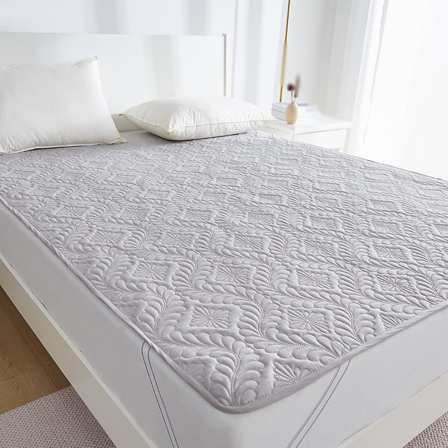 ベッドパッド 敷きパッド グレー シングル ダブル セミダブル 防ダニ 抗菌防臭 柔らかい 敷パッド マッ..