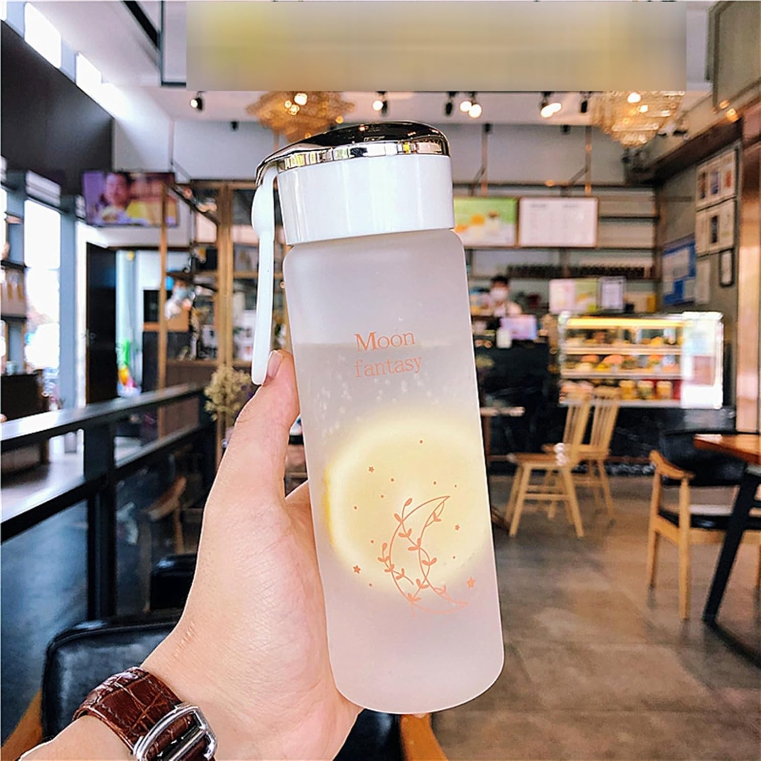 楽天サステナライフウォーターボトル 水筒 キャリーハンドル付き 蓋付き プラスチック マットテクスチャ ボトル オシャレボトル 軽い 携帯用 シームレス 耐衝撃性 可愛 キッズ 女性用 子供用 ウォーキング 遠足 運動