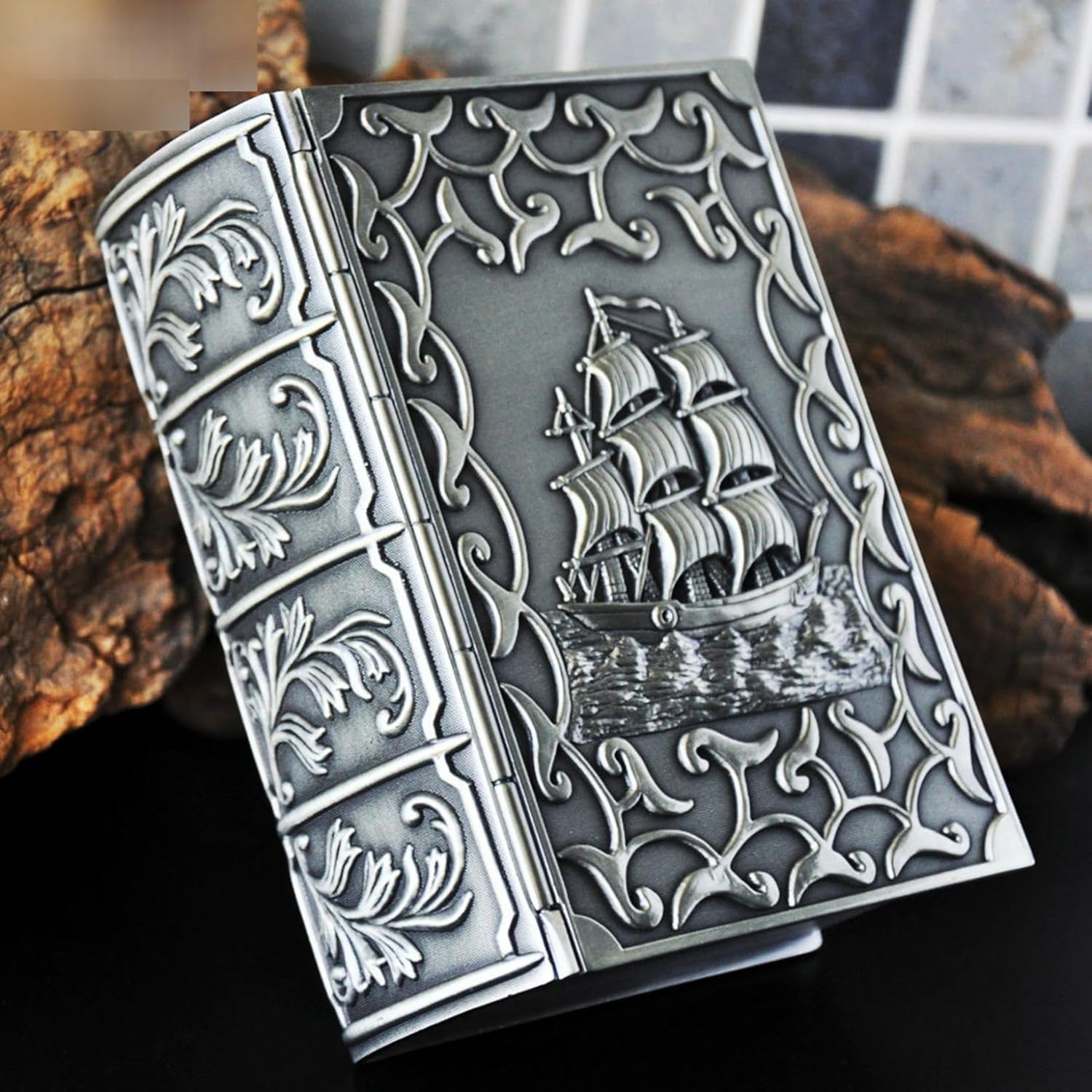 宝石箱 ジュエリーボックス アンティーク 小物入れ 本型デザイン 腕時計ボックス アクセサリー 収納 長 合金製 アンティーク インテリア オーナメント オブジェ 彫刻 コスメボックス 卓上 シルバー