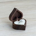 指輪 ケース 指輪ケース リングケース 木製 ミニジュエリーボックス プロポーズ 婚約指輪 リングケース ピアス ジュエリー 収納ケース 小さい 持ち運び 携帯用 シンプル ハート型 耐久性 遮光 防