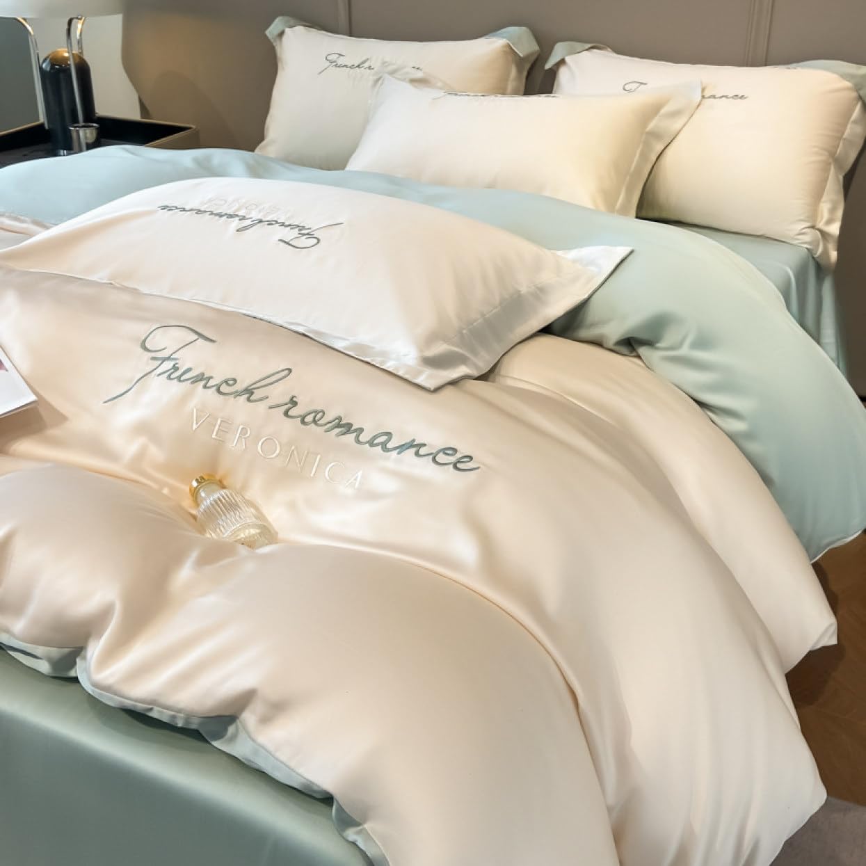 シルクみたい艶 布団カバー セット シングル セミダブル ダブル おしゃれ 色2 北欧 シルク調 レーヨン素材 高級 ホテル仕様 優しい 肌触り かわいい D 清潔 防臭 消臭 洗える 掛け布団カバー