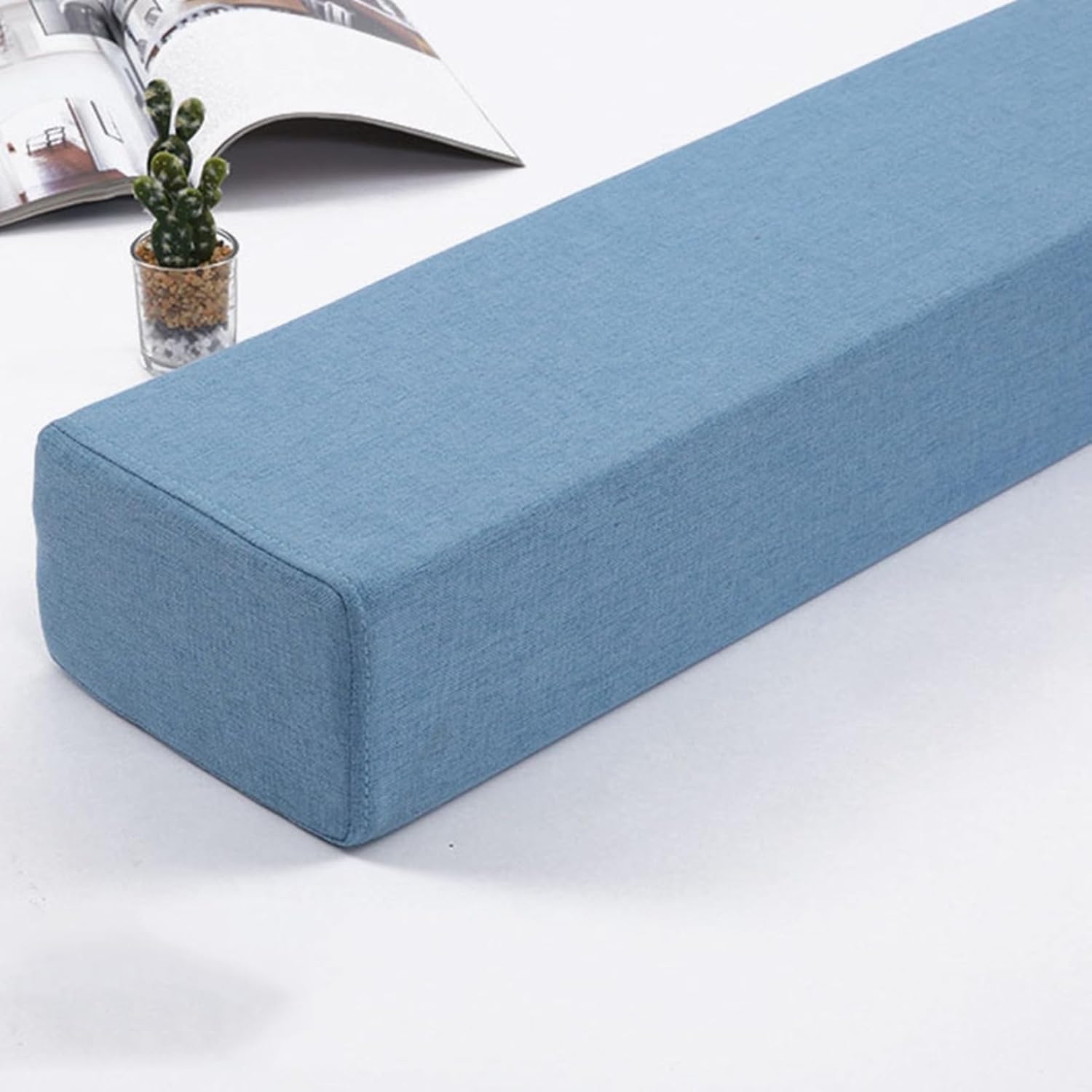 　　　 -------商品詳細------- 【実用的マットレスウェッジ】 マットレスの縫い目がしっかりとフィットするので、ベッドギャップフィラーのずれを心配する必要はありません。実際にベッドの縫い目を埋めます。枕、ペット、子供のおもちゃをなくすことはありません。この種のベッドギャップフィラーは、家庭での保管に役立ちます。 【丈夫で快適なブレンドパッド】 当社のベッドギャップフィラーは、長持ちするポリエステルブレンド生地をトッピングした形状記憶スポンジでできており、隙間を越えた安定性と最高の快適さを提供します。カバーはジッパーで取り外し可能で、手洗いまたは洗濯機で洗えます。 【高品質】中綿入り枕の中身は高密度スポンジで、カバーは綿麻でできています。 枕カバーは毛玉ができず、肌にやさしく、耐久性に優れています。 ベッドの隙間を気にせず快適に眠れる設計。 【着脱式ファスナー】ベッドの隙間パッドカバーはファスナーデザインで、交換やクリーニングのために取り外し可能です。ファスナーロックにより、隙間パッドカバーをしっかりと閉じることができ、継ぎ目を埋めることができます。 【幅広い用途】柔らかいフォームクッションは、ベッドの隙間を埋めるだけでなく、木製ソファのアーム/ヘッドサポートとして機能する、ヘッドボードまたは壁とベッドマットレスの間の隙間を埋めることもできます.ソファアームサポートピローは、優れた快適さとサポート、利便性を提供するように設計されています。説明 【ご来店ありがとうございます】 ベッドとヘッドボードの間、マットレスとヘッドボードの間、ベッドと壁の間にかなり大きな隙間がありますか? いつも隙間に物が落ちていませんか？ そんな悩みを解消してくれるフィラークッションです。 【仕様】素材：スポンジ、綿麻カバー →サイズ：幅×高さ。 【長さ】 1.2m、1.5m、1.8m、2m (47.2 インチ、59 インチ、70.8 インチ、78.7 インチ)。 【幅】 8cm、10cm、12cm、15cm、20cm、23cm (3インチ、3.9インチ、4.7インチ、5.9インチ、7.8インチ、9インチ)。 【高さ/厚さ】 5cm、8cm、10cm、12cm、20cm (2 インチ、3 インチ、3.9 インチ、4.7 インチ、7.8 インチ)。 【特徴part1】ヘッドボードピローウェッジ/ヘッドボードパッド。 ベッドの足のブランケットリフターとしても使用できます。 ▼ファスナー付きで、カバーは取り外し可能です。 着替えや洗濯の際の着脱がとても簡単です。 ▼ソファ専用高密度スポンジ。 柔らかくて硬く、変形や崩れがありません。 ▼ダブルライン加工。 補強はもちろん、立体感も高めます。 【特徴part2】→ ソフトカバー、快適、毛羽立ちなし、洗濯機で洗える。 ▼取り外し可能なジッパーで、簡単に交換できます。お手入れ簡単。 ▼メモリーフォーム、スポンジ芯は快適で耐久性があります。 ▼ギャップパッドはアーチ型の輪郭で、サポートやカシメがしやすい。 ▼人間工学に基づいたスポンジは、長時間刺していても崩れません。 ▼ベッドと壁の間、ベッドヘッド、ベッドエンド、パッチワークベッドに使用することができます。 ▼寝ている間にメガネ、本、携帯電話や子供のおもちゃ、ペットが隙間から床に落ちるのを防ぐことができます。 【パッケージ内容】 ベッドギャップフィラー ▼ヒント: スポンジのサイズが大きいため、スポンジは真空パックされています。 ▼パッケージを受け取ったら、スポンジがサイズを回復するのに間に合うように開封してください。 ▼開いたばかりのサイズは正確ではありません。スポンジが完全に回復するには、1 - 2 日で平らにする必要があります。