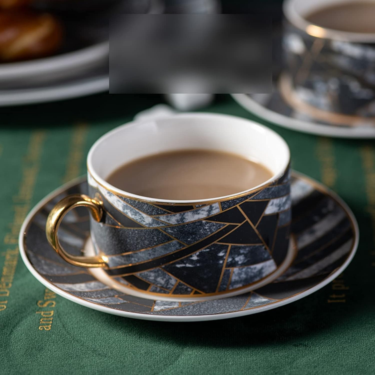 コーヒーカップソーサー ティーカップセット 陶器 4客・2客セット モダン柄 皿セット カフェ食器 ドリンクカップ ヨーロッパ風 男性 女性 ギフト フルーツティー 紅茶 リーフティー エレガント 来