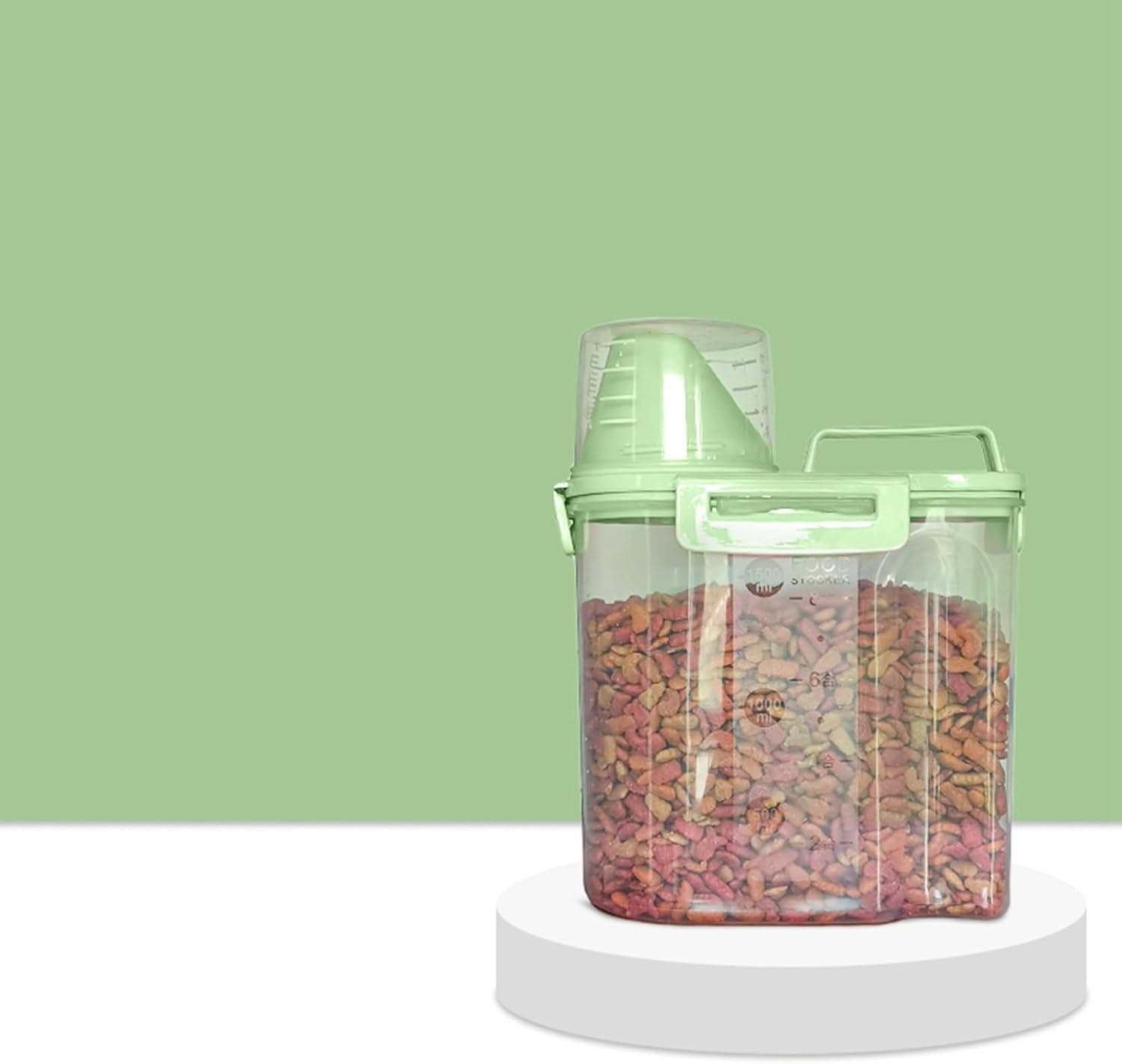 　　　 -------商品詳細------- 【食品級PP材質】健康的で環境に優しい食品級PPを採用し、安全無毒無臭で、食べ物に直接触れることができます。 【密封された穀物貯蔵容器は】米、種子、穀物、スパイス、小麦粉、オートミール、砂糖、ナッツ、豆、スナック、コーヒー豆、お茶、および多くのペット食品を貯蔵するのに最適です。 【スペースの節約】米の容器はフリップカバーで設計されており、完全に気密であるため、空気中の湿気を遮断し、穀物を確実に乾燥させることができます。そしてそれはスペースをとらない、それは台所をより整然とさせるためにカウンタートップまたはキャビネットに置くことができる。 【幅広い用途】お米、雑穀、ペットフードなどに適しています。食品だけではなく小物収納ボックスとしても活躍です。 【多目的】当社の米容器は、米、ニンニク、ショウガ、スターアニス、穀物など、さまざまな乾物を保管するのに最適です。最適な鮮度と湿気に対する回復力を実現する厚いシールが装備されています。説明 　　　　?￣￣￣￣￣￣￣￣￣￣￣￣￣￣￣￣￣￣￣￣￣￣￣￣￣￣￣￣￣￣￣￣￣￣￣￣? 　　　　?　　　??　ようこそいらっしゃいませ　??　　　(>ω・* )ノ　　　　? 　　　　?＿＿＿＿＿＿＿＿＿＿＿＿＿＿＿＿＿＿＿＿＿＿＿＿＿＿＿＿＿＿＿＿＿＿＿＿? ?特色について?★ ? 優れな密閉性。防湿、頑丈で耐久性が強い。蓋にはシリコンシール付き、密閉性能を大幅に強化します。 ?シンプルなデザインで、どんなお部屋にもマッチします。また透明なので、中身の残量が簡単に確認できます。 ?当社の米貯蔵バケツは、安全で環境に優しい使用のために最高級のPP素材で作られています。カビの発生からお米を守り、気密性を高めて保存します。 ? ?適用シーンについて? ? 米、ナッツ、スナック、その他の乾燥食品を保管できます。ワンタッチの分注機構と計量カップによる分量管理の便利さをお楽しみください。 ?ご飯、穀物、ナッツ類、スナック類などを保存するのは家族にとって理想的な選択です。ドッグフードやキャットフード、小動物のフード保管にも最適です。 ?ドライフードを密封保存、ペットフード以外の穀物、小麦粉、スナック、ナッツ、ベーキング用品にも適しています。シンプルで落ち着いた色がおしゃれな感じいっぱいで、フードストッカーとして上品で実用的です。 ?注意事項について? ◎手による測るので、採寸結果は商品によっては0.1-0.3 cm左右の誤差が生じる場合がございます。 ◎商品生地、色合い等、生産時期によって、差異が生じます。 ◎ご使用のモニターやご覧の環境により、色の見方が実際の商品と多少異なることがございます。あらかじめご了承くださいませ。 ◎ご購入する前に、商品の説明に詳細サイズ表をご参考ください。サイズをご確認の上、ご注文くださいませ。 ?ご安心ください? ◎弊店はお客様のご要望とご期待を応えられるように全力を尽くしたいと存じます。もし、商品に対して何かご質問がございましたら、ぜひお聞かせください。 ◎商品の品質には万全を期しておりますが、万が一、お手元に届いた商品に何かご不満な点がございましたら、こちらはお客様のご納得いただける解決策をご提供いたしますので、ぜひお気軽にご連絡ください。