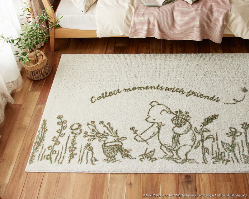 プー ウィズフレンズ ラグ カーペット【サイズ：約130cm×185cm】【日本製】Disney/POOH with friends RUG【DRP1109】ウォッシャブル 洗濯機洗い対応 床暖房対応 遊び毛防止スミノエ くまのプーさん ラグカーペット