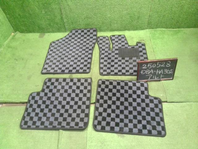 【中古】アルト DBA-HA36S フロアマット 自社品番250528 Z7T