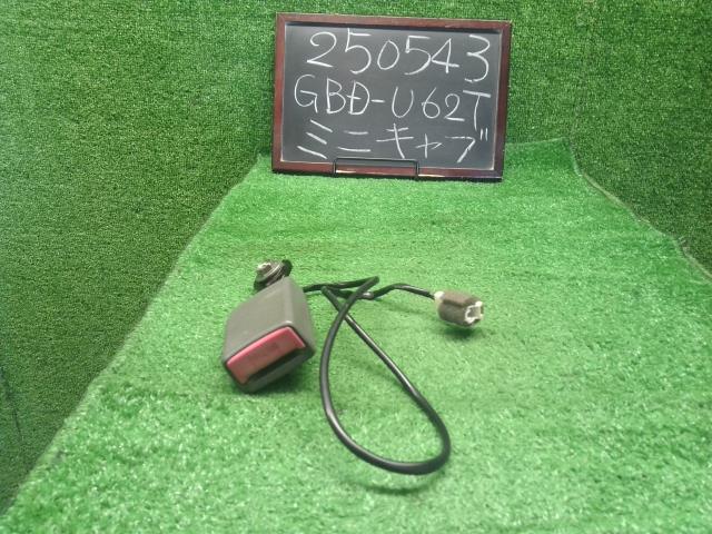【中古】ミニキャブ GBD-U62T ドライバーシートベルト 7000D361HA 自社品番250543 W37