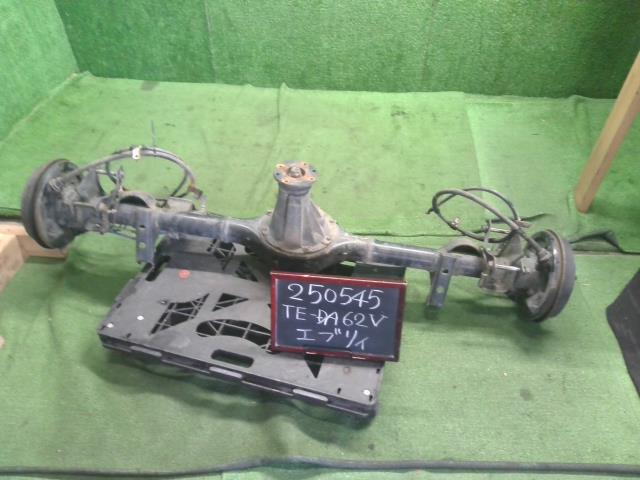 【中古】エブリィ TE-DA62V RアクスルホーシングASSY 46510-61HB1 自社品番250545 Z2S