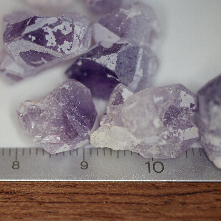 【在庫限り】 鉱石 ラベンダーアメジスト 250g さざれ 天然石・パワーストーン