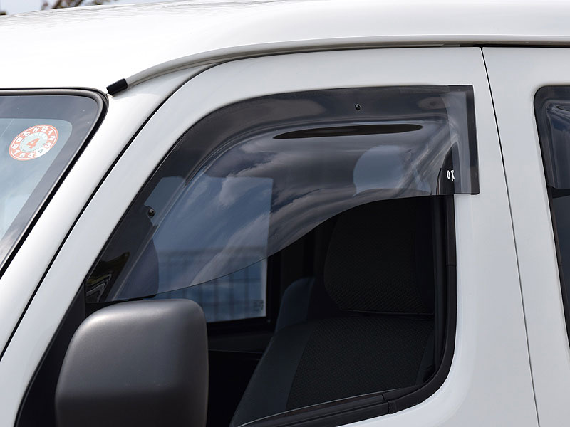 オックスバイザー（OXバイザー） サイドバイザー （ドアバイザー） スポーティーカット タウンエース/ライトエース/ボンゴ/グランマックス フロント用 SP-128【受注生産品約2週間】